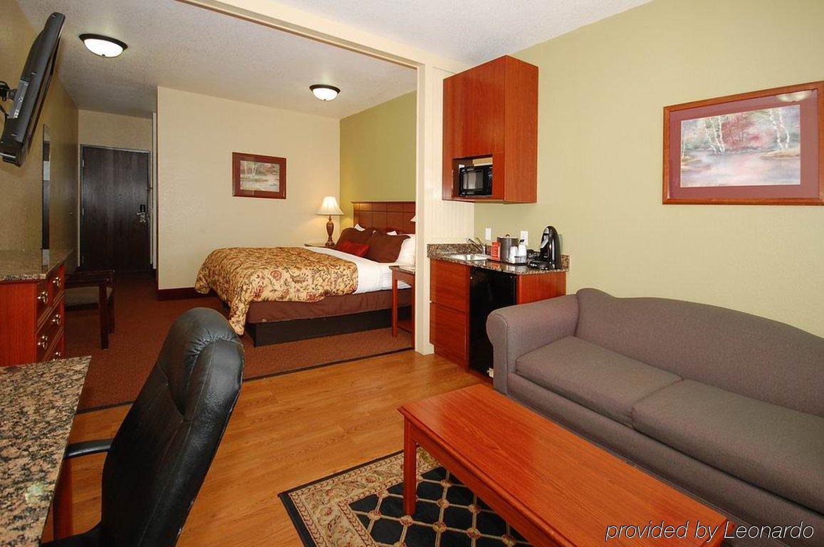 Best Western Plus Oklahoma City Юкон Номер фото