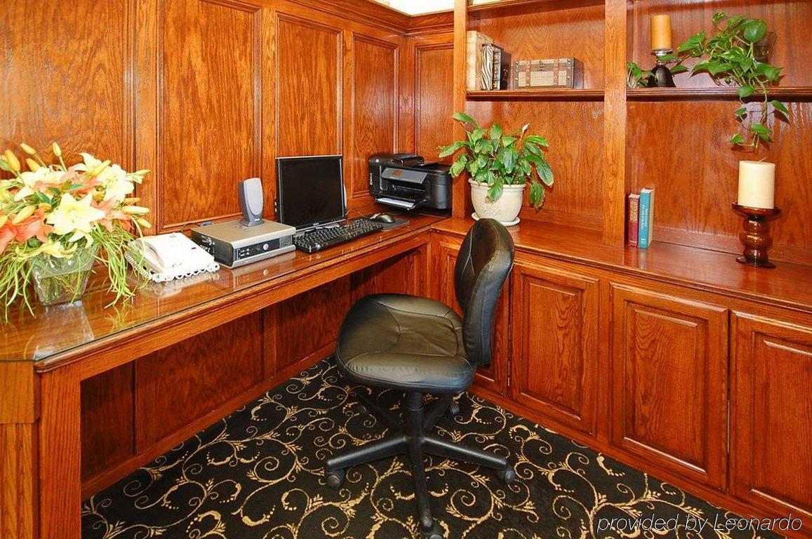 Best Western Plus Oklahoma City Юкон Зручності фото